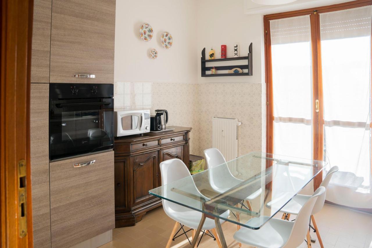 093 - Casa Panorama, Vista Mare E Vista Portofino, 500 Metri Centro Di Chiavari, Posto Auto Gratis Incluso Apartamento Exterior foto
