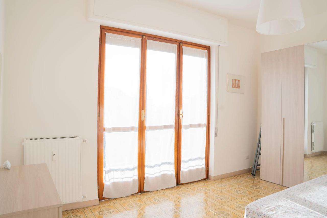 093 - Casa Panorama, Vista Mare E Vista Portofino, 500 Metri Centro Di Chiavari, Posto Auto Gratis Incluso Apartamento Exterior foto