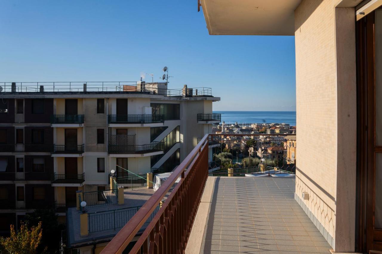093 - Casa Panorama, Vista Mare E Vista Portofino, 500 Metri Centro Di Chiavari, Posto Auto Gratis Incluso Apartamento Exterior foto