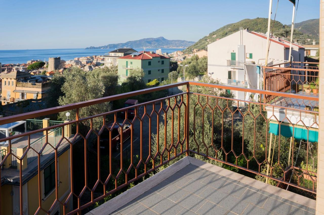 093 - Casa Panorama, Vista Mare E Vista Portofino, 500 Metri Centro Di Chiavari, Posto Auto Gratis Incluso Apartamento Exterior foto