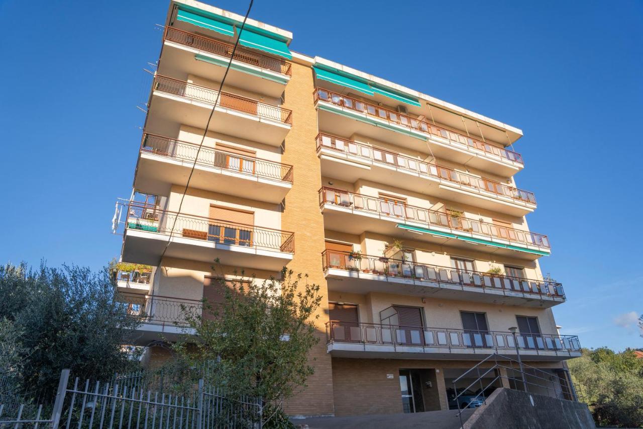 093 - Casa Panorama, Vista Mare E Vista Portofino, 500 Metri Centro Di Chiavari, Posto Auto Gratis Incluso Apartamento Exterior foto